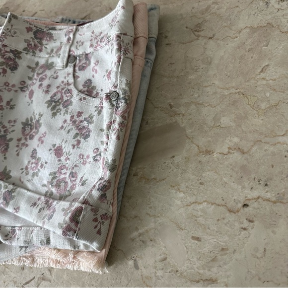 Set of 3 jean shorts - Picture 7 of 8